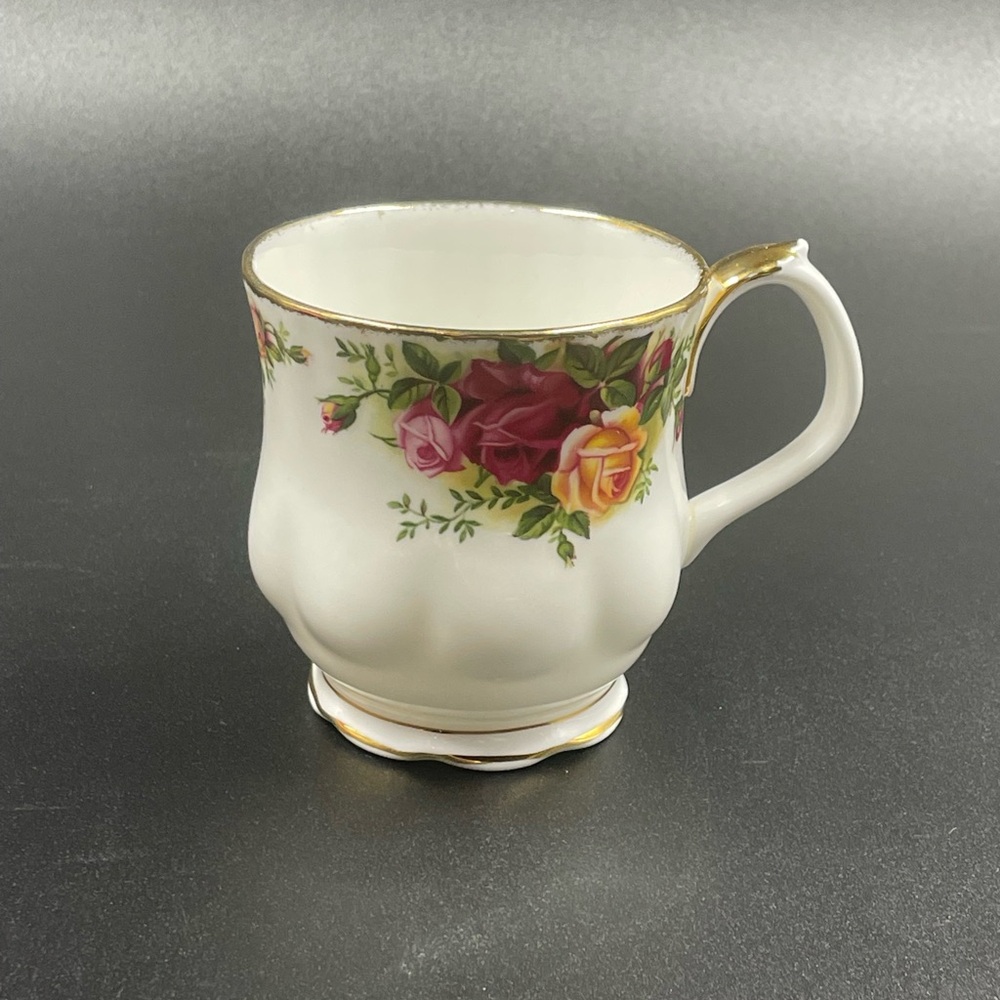 Royal Albert Old Country Roses Mug | Made in England